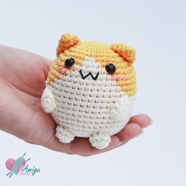 Chibi Cat Amigurumi