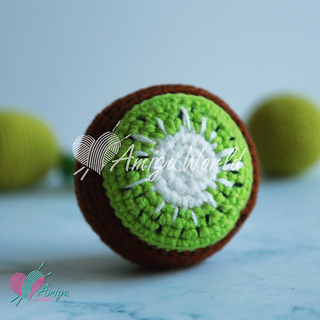 Kiwi Keychain
