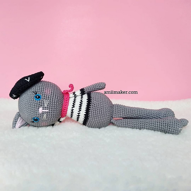 Linda, a Gatinha / Linda, the Cat