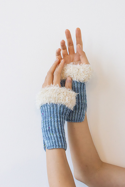 Ravelry: Pop! アームカバー pattern by Tokuko Ochiai