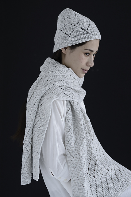 Anagram Hat & Wrap