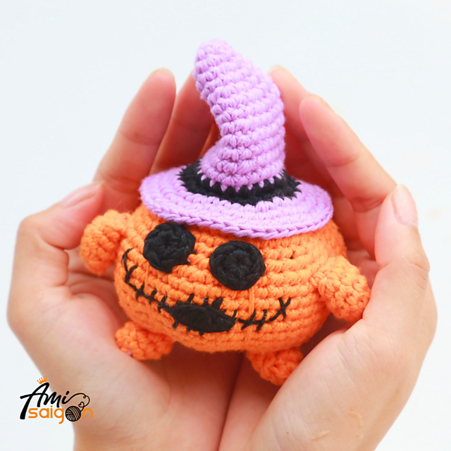 Amigurumi little Pumpkin