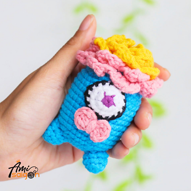 Amigurumi Blue Monster