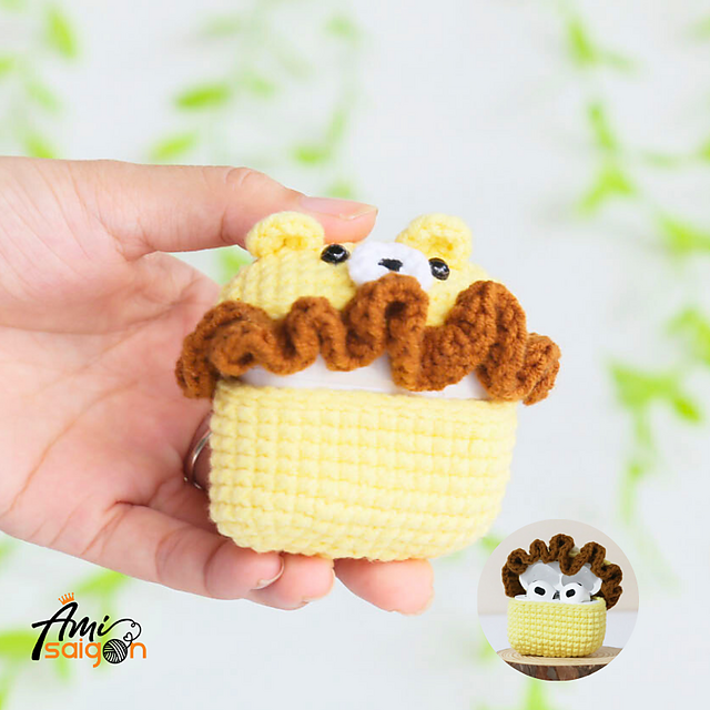 Lion earphone case amigurumi