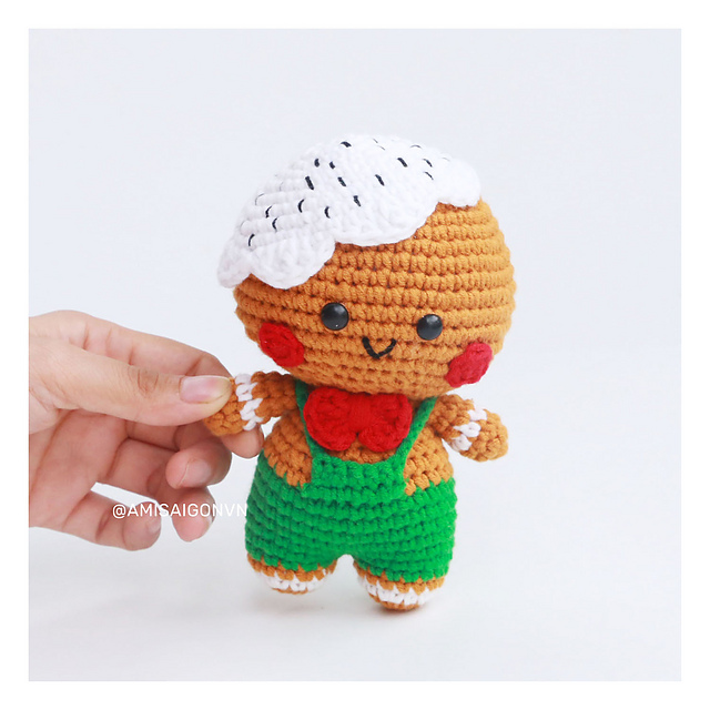 Gingerbread Man Amigurumi