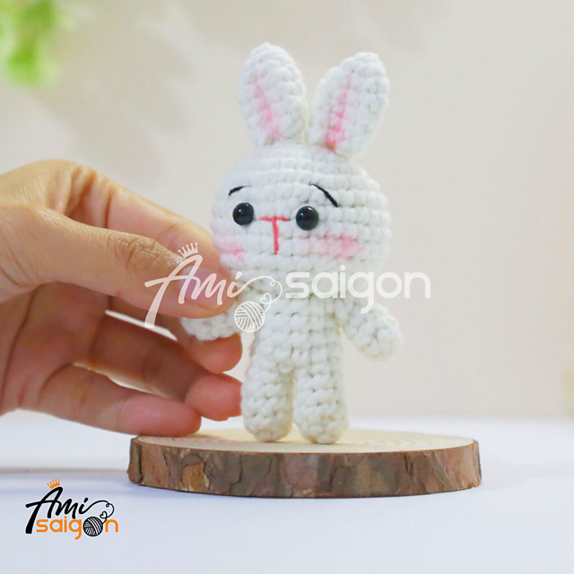 Rabbit Keychain Amigurumi