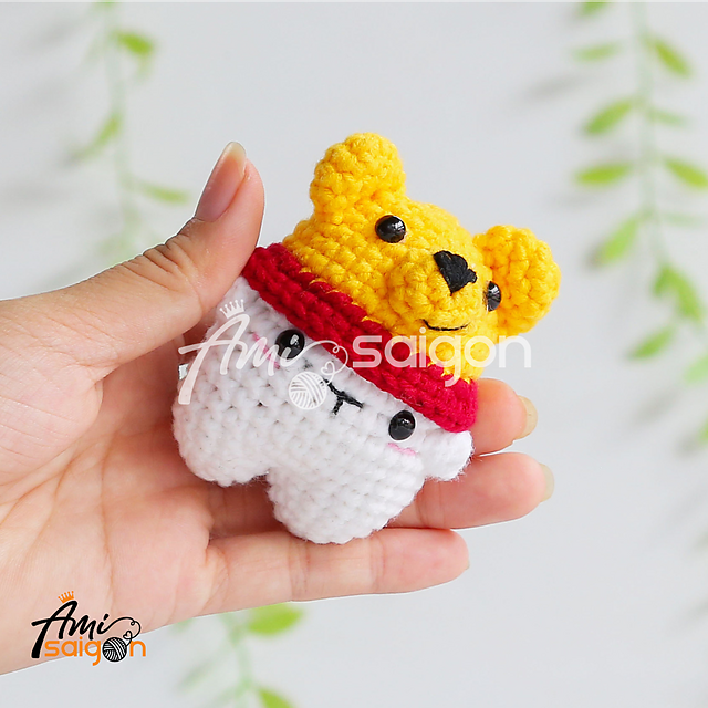 Bear with Pooh Hat
