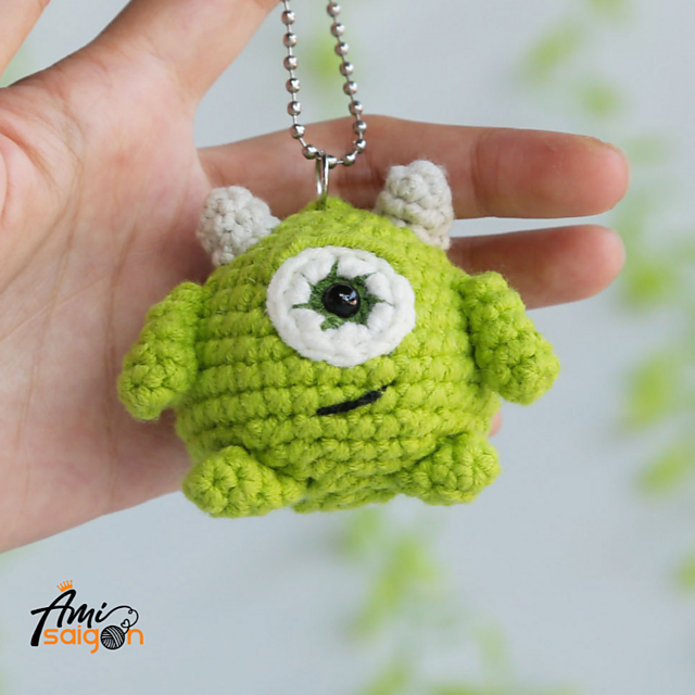 Amigurumi Wazowski Character