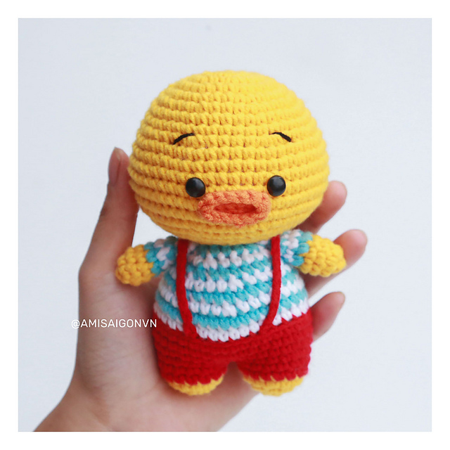 Amigurumi Duck with Overalls
