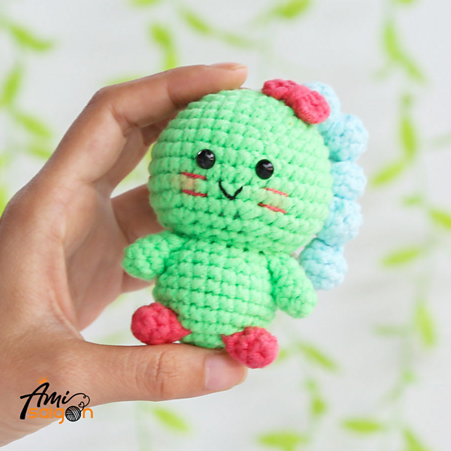Amigurumi Tiny Dinosaur