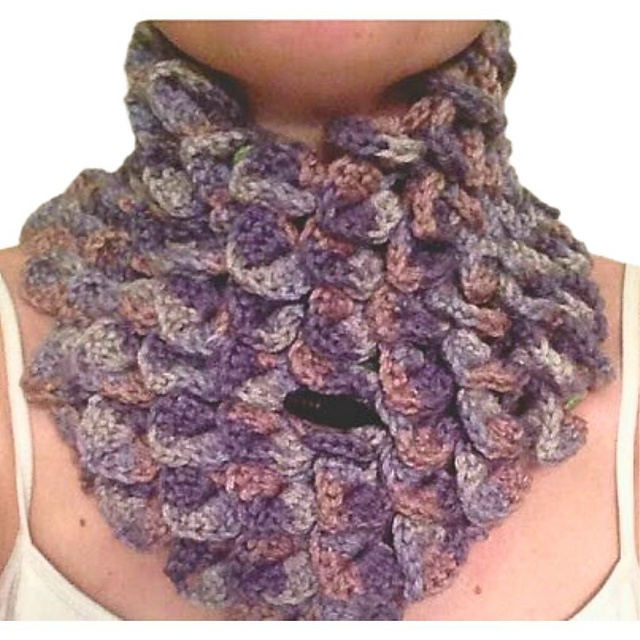 Crocodile Stitch Neck Warmer