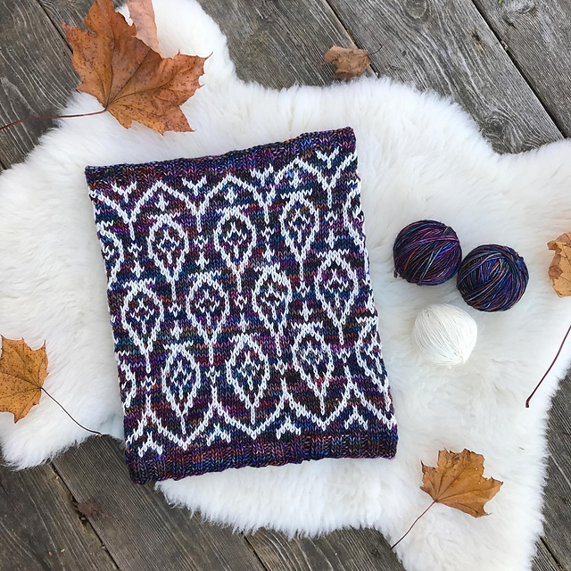 Liquid Luck Cowl