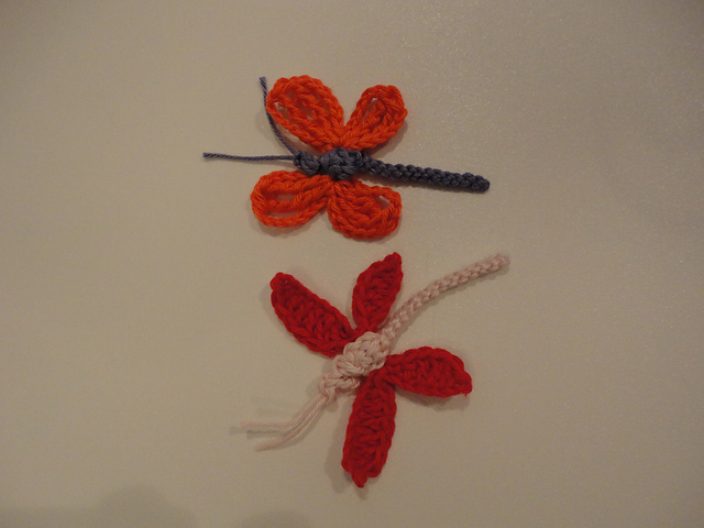 Libélula en crochet