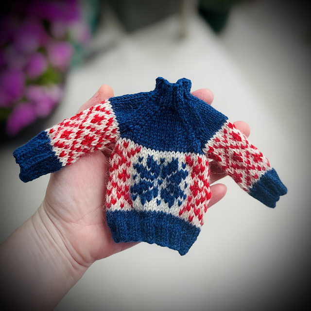 Summer Holiday Sweater