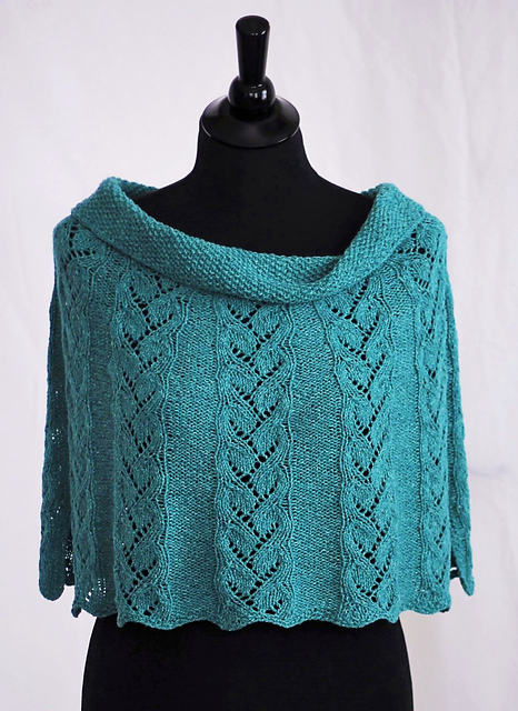 Bellus Capelet