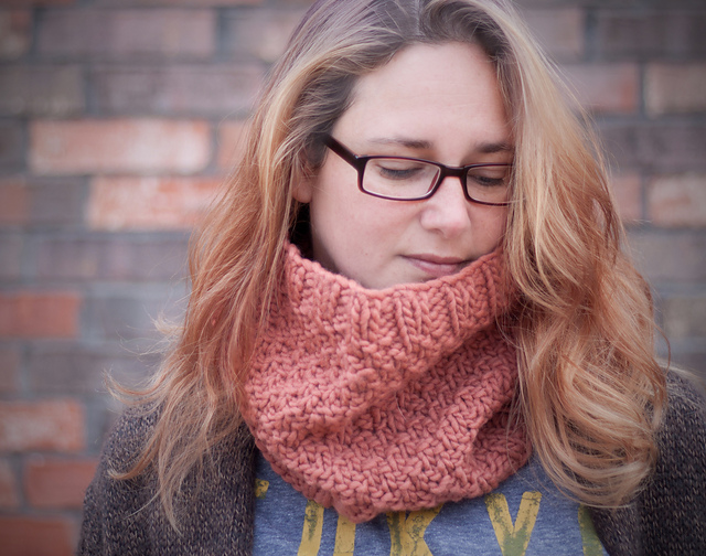 Roxy's Cowl