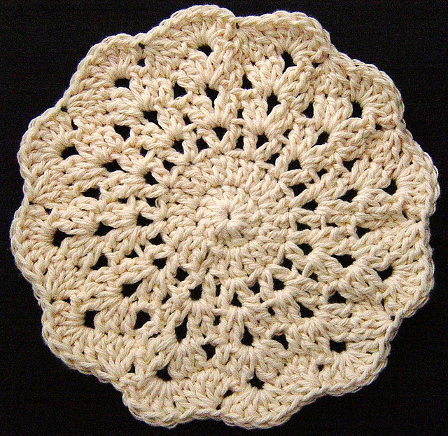 Scallops and Shells Dishcloth