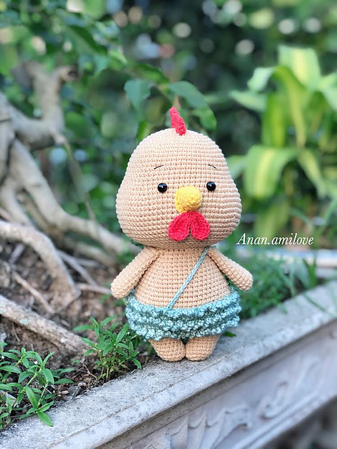 Amigurumi chicken