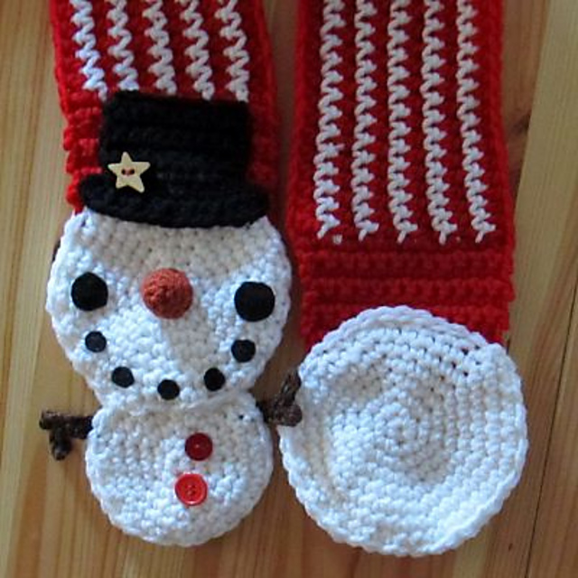 Snow Man Scarf