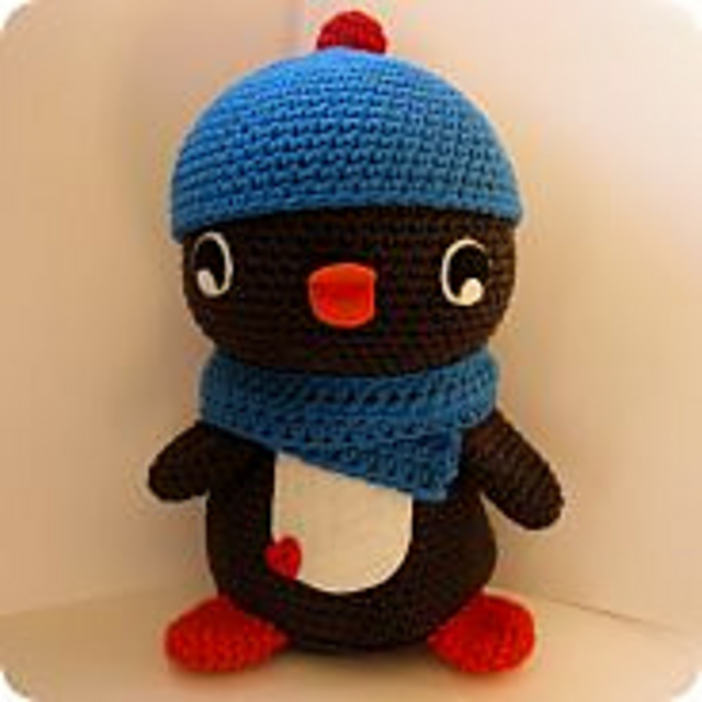 Huggable Penguin ﹤3