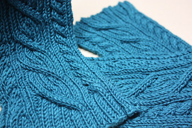 Deliah Scarf