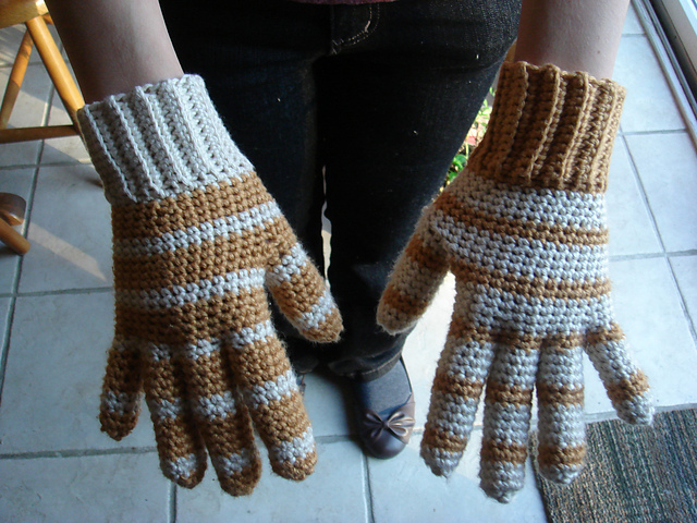 Mismatched Oxford Gloves