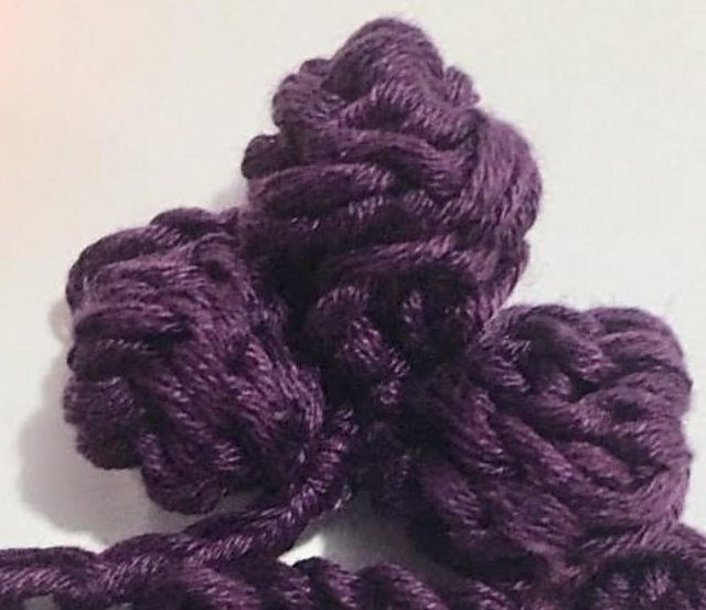 Triple Pom Pom Edging