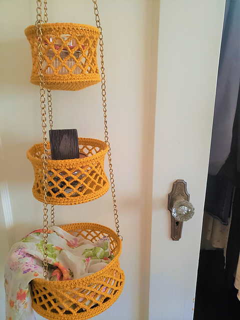Tiered Mesh Baskets