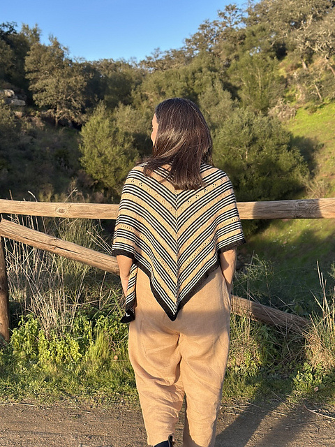 CINEMA Shawl