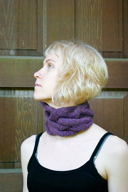Soft Cabled Cowl
