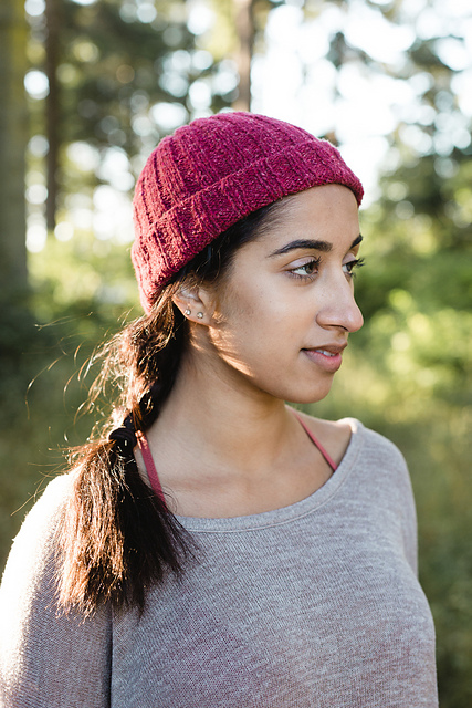 Mill Hill Toque