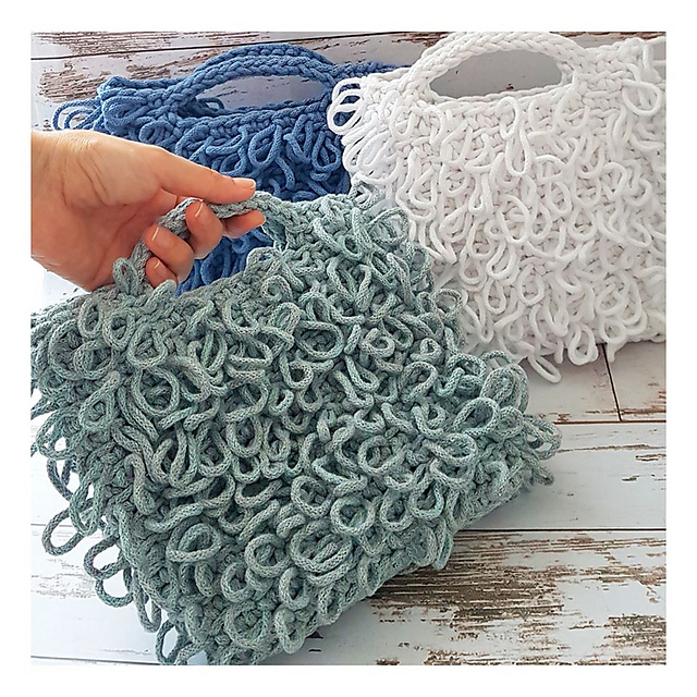 Ravelry: Loop Rope Purse pattern by CrochetByAnDREAM