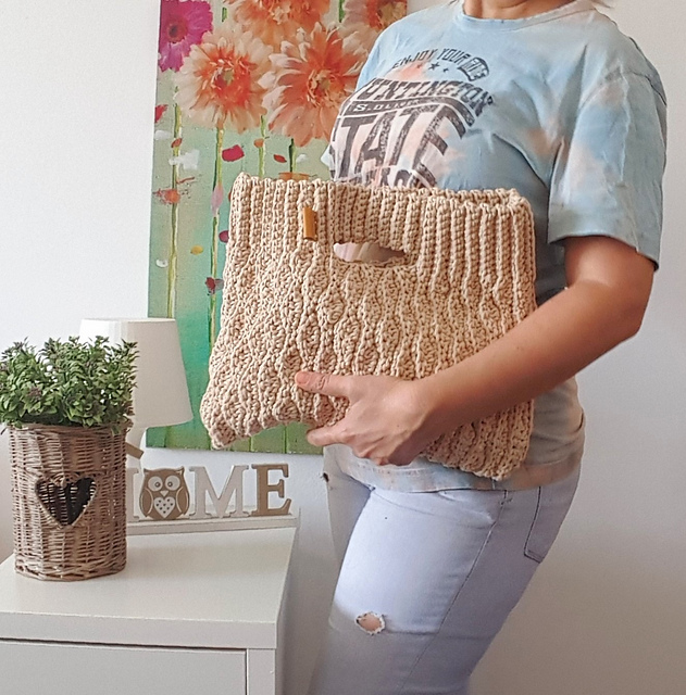 Felisha Handbag