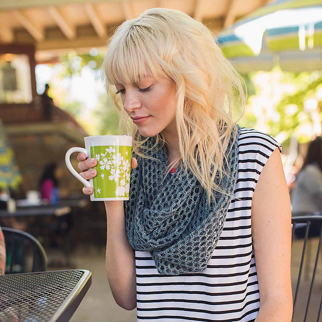 Joni's Lacy Cowl