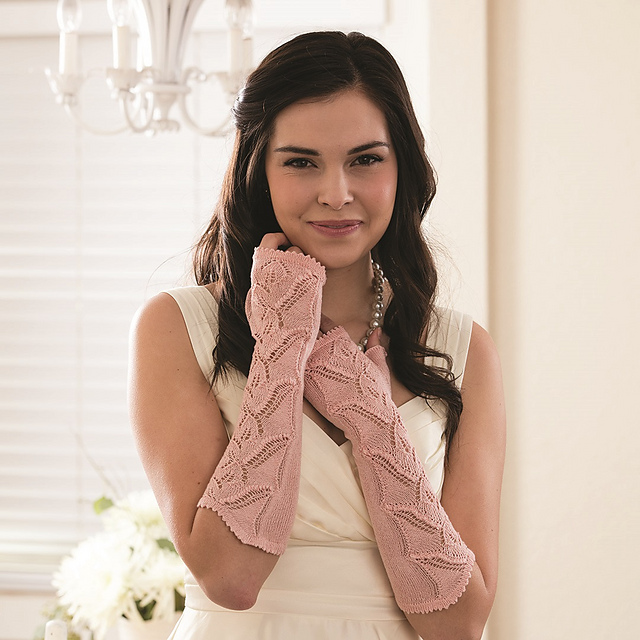 Mehndi-Inspired Wedding Mitts to Knit