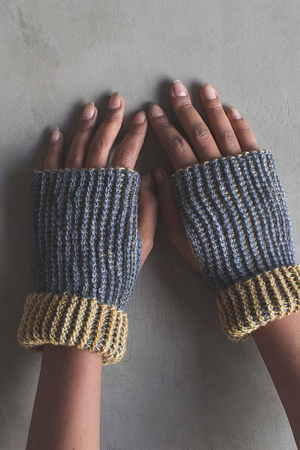 Double-Hook Mitts