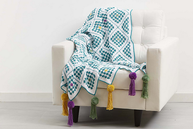 Diamonds and Tassels Afghan