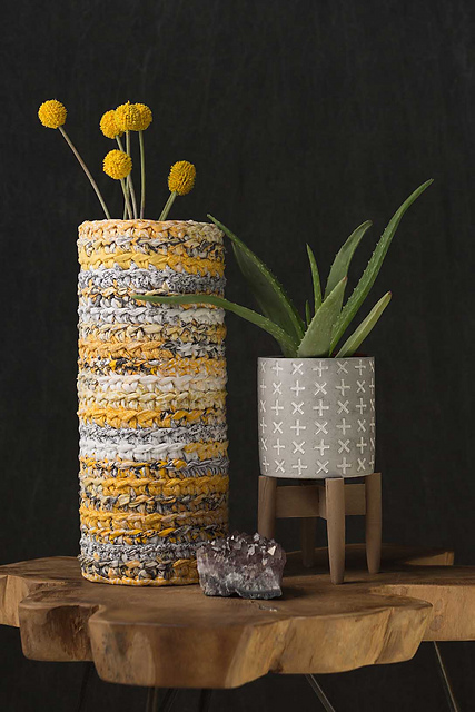 Rag Yarn Vase Cozy