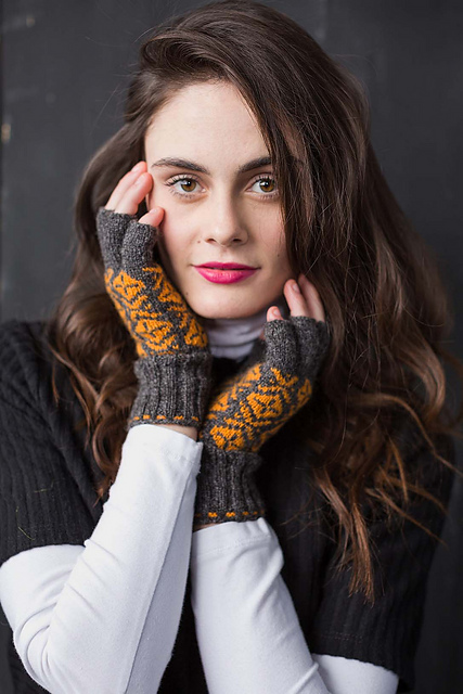 XOXO Mitts