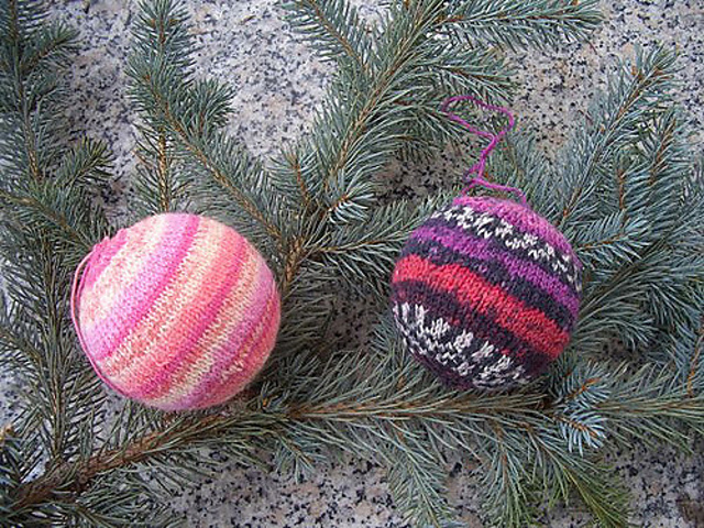 Christmas tree ornament I