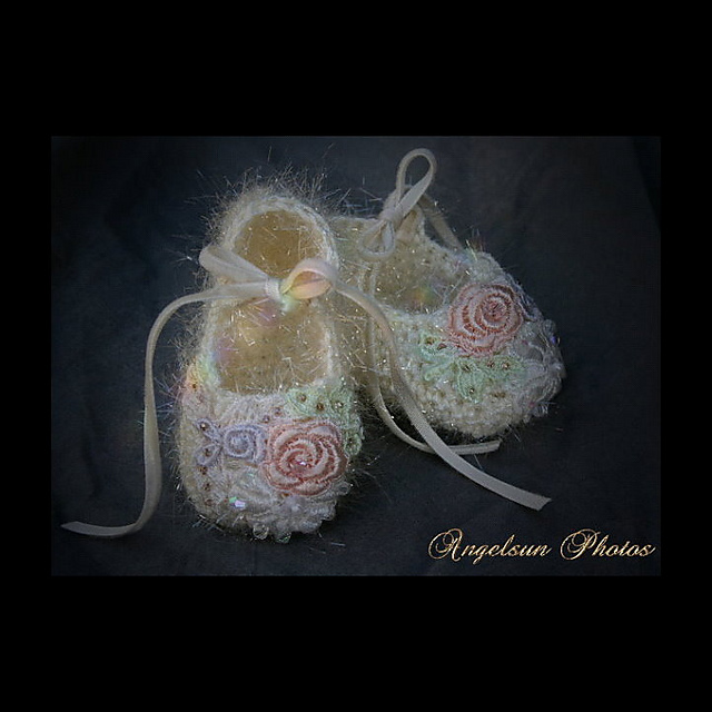 Isadora Baby Booties