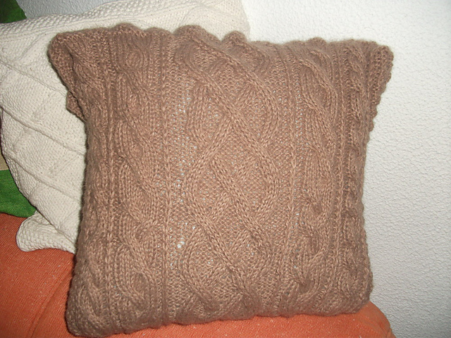 coussin vert tilleul