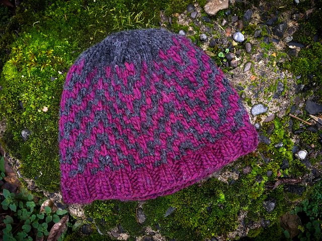 Rippling Stone Mosaic Hat