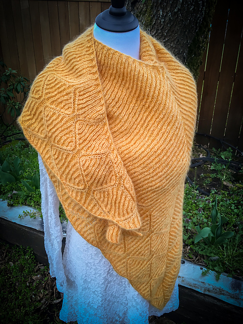 Honey Heart Brioche Shawl