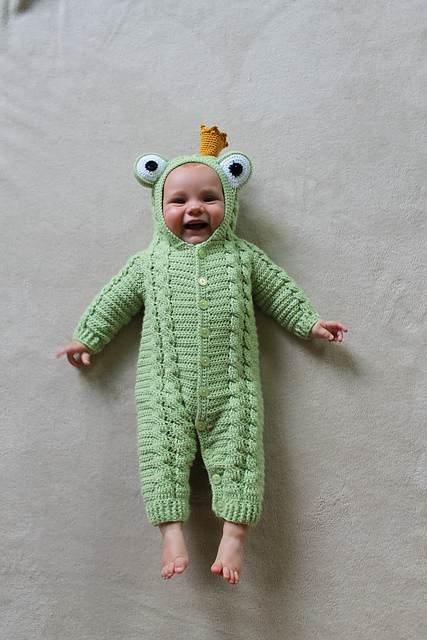 Fennimore Frog Suit