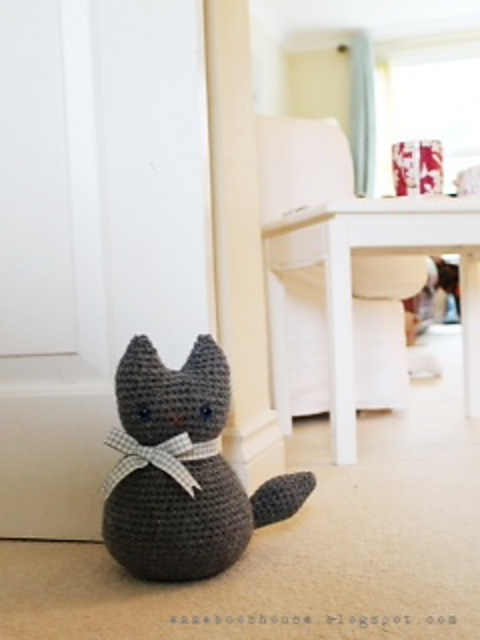 Moggy Doorstop