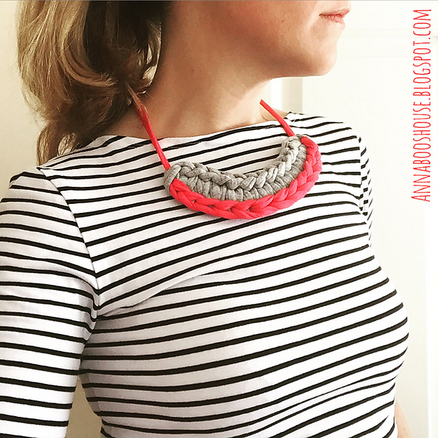 T-shirt necklace