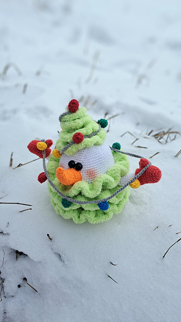 Christmas tree snowman