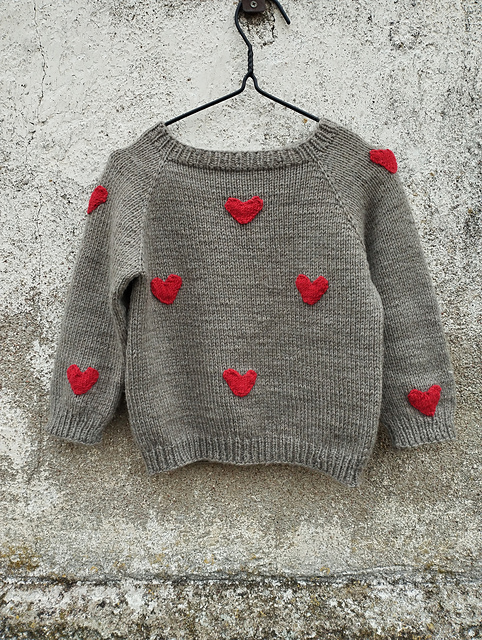 Hearts sweater
