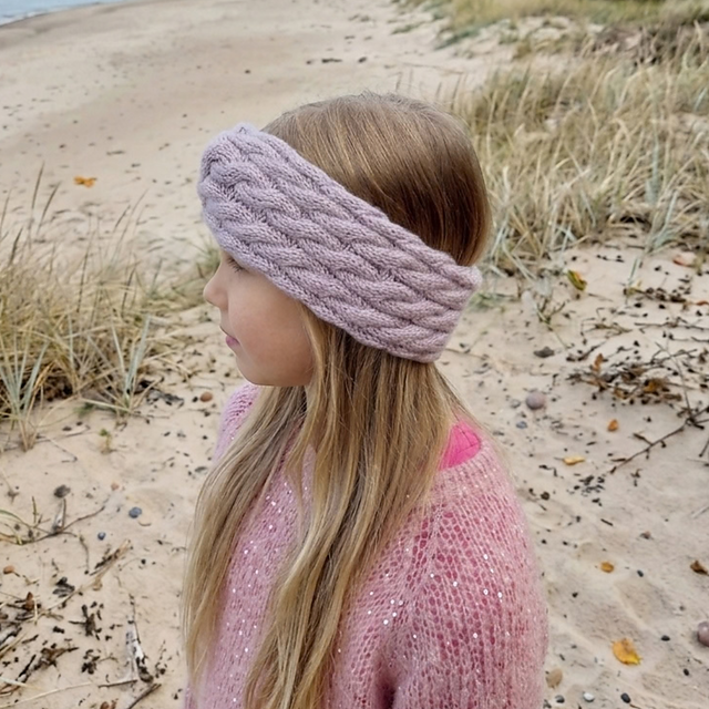 Easy Cable Headband